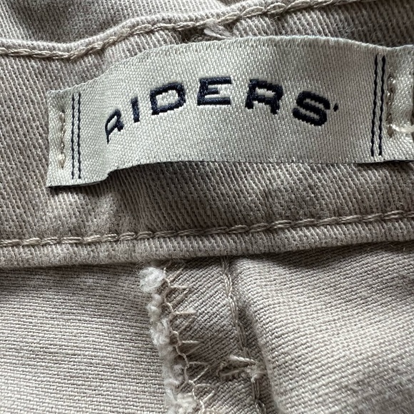 Lee Riders Capris - Picture 6 of 9